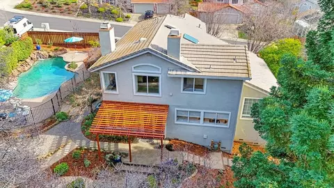 103 Eveland Ct, Folsom, CA 95630 photo 2