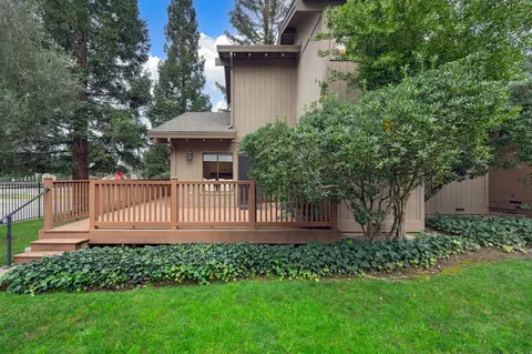 2240 Boyer Dr, Carmichael, CA 95608 photo 4