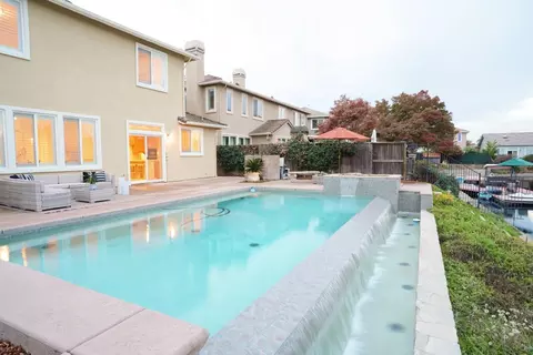 Exterior - 3841 Lakeside Dr, Modesto, CA 95355 photo 5 of 12