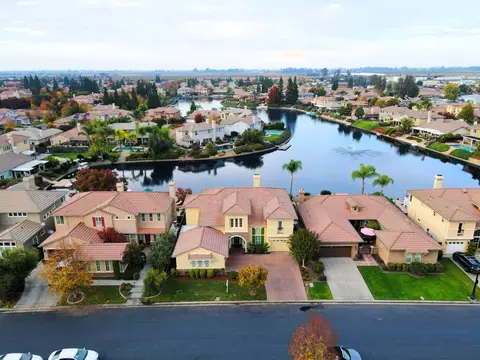 View/Area - 3841 Lakeside Dr, Modesto, CA 95355 photo 2 of 4