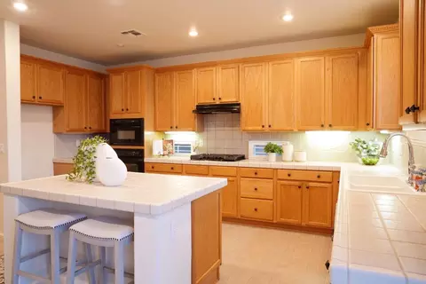 Kitchen - 3841 Lakeside Dr, Modesto, CA 95355 photo 3 of 4