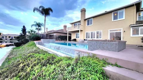 Exterior - 3841 Lakeside Dr, Modesto, CA 95355 photo 3 of 12