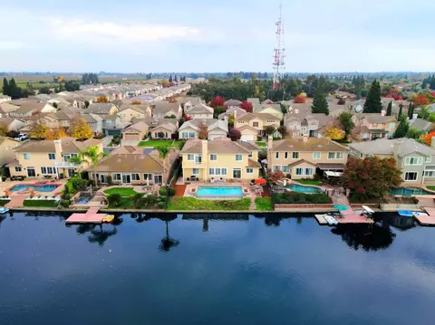 View/Area - 3841 Lakeside Dr, Modesto, CA 95355 photo 4 of 4