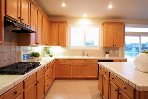 Kitchen - 3841 Lakeside Dr, Modesto, CA 95355 photo 2 of 4