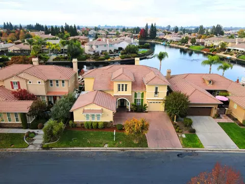 Exterior - 3841 Lakeside Dr, Modesto, CA 95355 photo 12 of 12