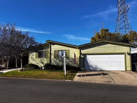 52 Hancock, Roseville, CA 95678