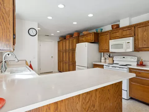 Kitchen - 1961 Heather Hill Rd, Placerville, CA 95667 photo 4 of 9