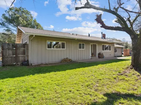 Exterior - 1961 Heather Hill Rd, Placerville, CA 95667 photo 4 of 16