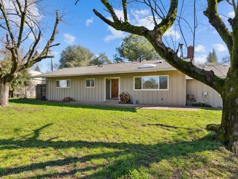 Exterior - 1961 Heather Hill Rd, Placerville, CA 95667 photo 3 of 16