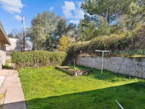 Exterior - 1961 Heather Hill Rd, Placerville, CA 95667 photo 12 of 16
