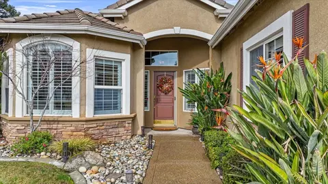 Exterior - 4613 Via Verde Ct, Modesto, CA 95357 photo 8 of 17