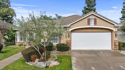 Exterior - 4613 Via Verde Ct, Modesto, CA 95357 photo 6 of 17