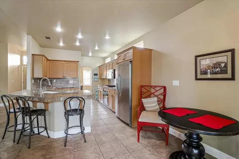 Kitchen - 4613 Via Verde Ct, Modesto, CA 95357 photo 3 of 7