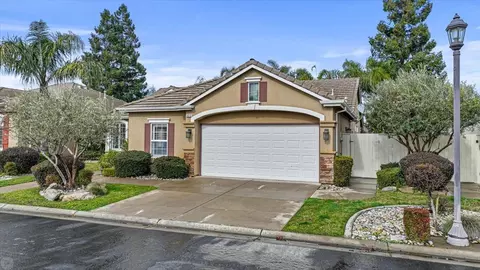 Exterior - 4613 Via Verde Ct, Modesto, CA 95357 photo 5 of 17