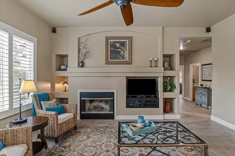 Living - 4613 Via Verde Ct, Modesto, CA 95357 photo 3 of 5