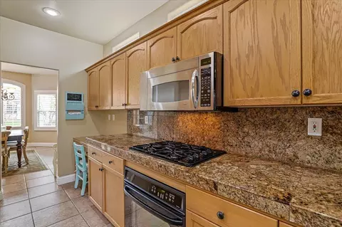 Kitchen - 4613 Via Verde Ct, Modesto, CA 95357 photo 6 of 7