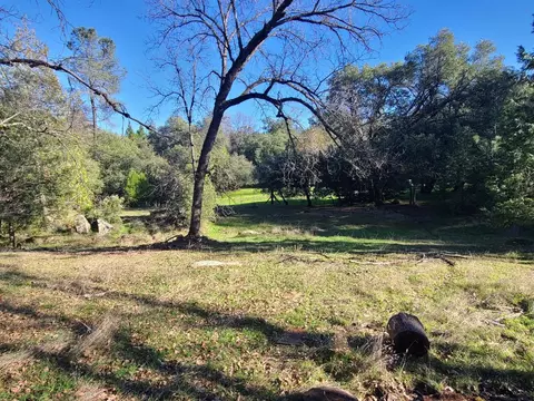 Exterior - 5161 Oak Hill Rd, Placerville, CA 95667 photo 16 of 25