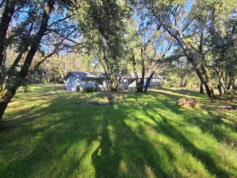 Exterior - 5161 Oak Hill Rd, Placerville, CA 95667 photo 18 of 25
