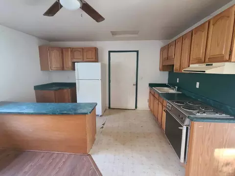 Kitchen - 5161 Oak Hill Rd, Placerville, CA 95667 photo 4 of 5