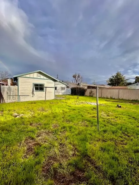 765 Sycamore Ave, Gustine, CA 95322 photo 11