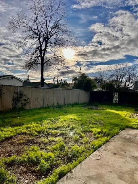 765 Sycamore Ave, Gustine, CA 95322 photo 13