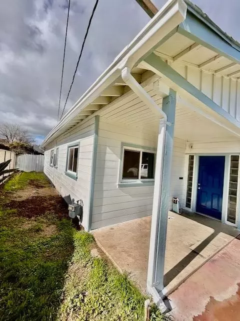 765 Sycamore Ave, Gustine, CA 95322 photo 2