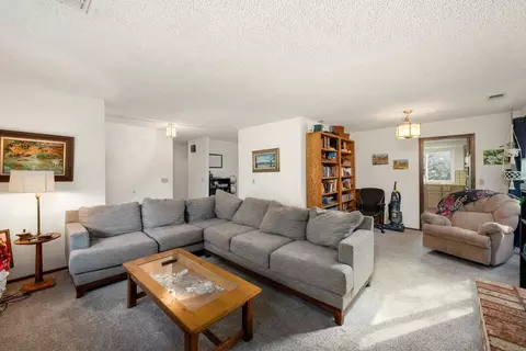 Living - 269 Pine Tree Cir, Pilot Hill, CA 95664 photo 3 of 6