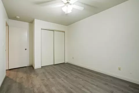 Bedroom - 2294 E Forest Lake Rd, Acampo, CA 95220 photo 2 of 4