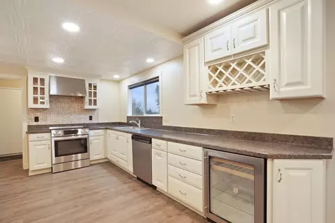 Kitchen - 2294 E Forest Lake Rd, Acampo, CA 95220 photo 5 of 6