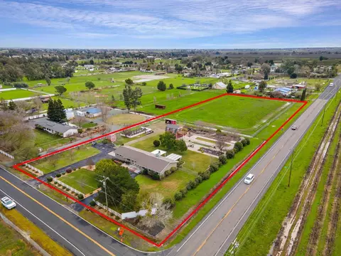 View/Area - 2294 E Forest Lake Rd, Acampo, CA 95220 photo 4 of 11