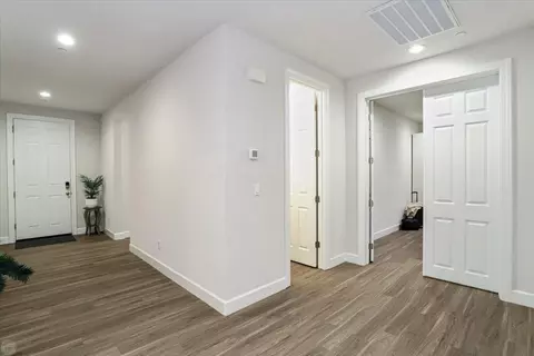 Entry Way - 1485 United St, Manteca, CA 95337 photo 2 of 3
