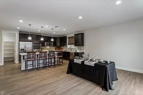 Dining - 1485 United St, Manteca, CA 95337 photo 1 of 3