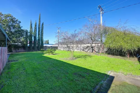 Exterior - 130 E Spruce St, Gridley, CA 95948 photo 15 of 28