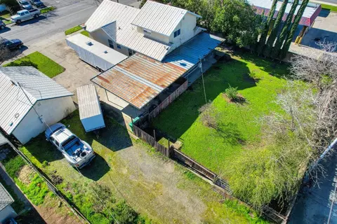 Exterior - 130 E Spruce St, Gridley, CA 95948 photo 25 of 28
