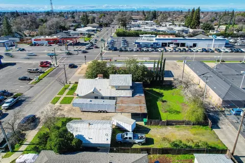 View/Area - 130 E Spruce St, Gridley, CA 95948 photo 2 of 6