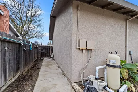 Exterior - 1004 Newkirk Way, Modesto, CA 95355 photo 9 of 14