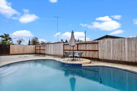 Exterior - 1004 Newkirk Way, Modesto, CA 95355 photo 10 of 14