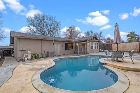 Exterior - 1004 Newkirk Way, Modesto, CA 95355 photo 3 of 14