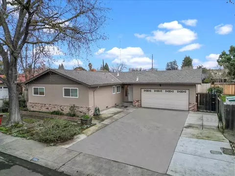 Exterior - 1004 Newkirk Way, Modesto, CA 95355 photo 4 of 14