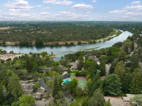 View/Area - 64 Covered Bridge Rd, Carmichael, CA 95608 photo 2 of 10