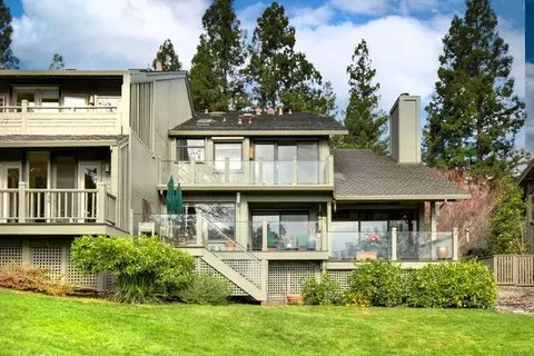 Exterior - 64 Covered Bridge Rd, Carmichael, CA 95608 photo 13 of 26