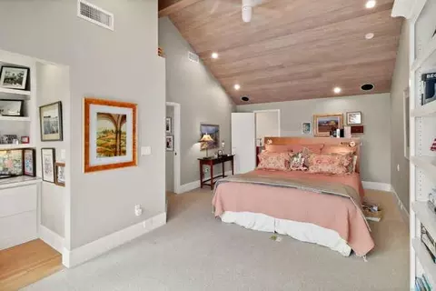 Bedroom - 64 Covered Bridge Rd, Carmichael, CA 95608 photo 4 of 7
