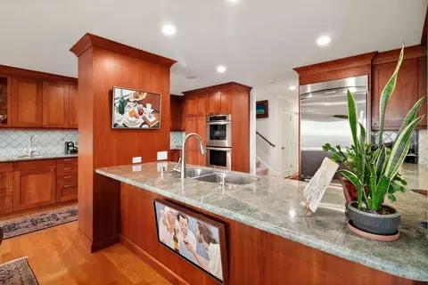 Kitchen - 64 Covered Bridge Rd, Carmichael, CA 95608 photo 2 of 10