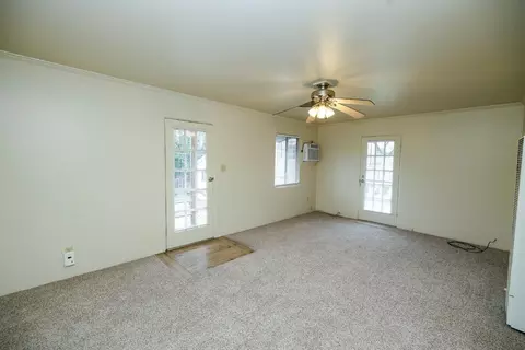 Living - 219 Olive Ave, Modesto, CA 95350 photo 3 of 4