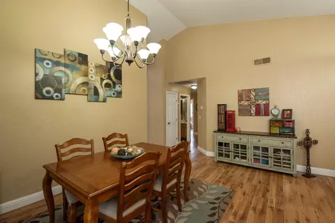 2528 Meadow Oak Dr, Modesto, CA 95355 photo 10