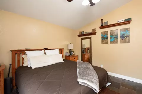 2528 Meadow Oak Dr, Modesto, CA 95355 photo 20