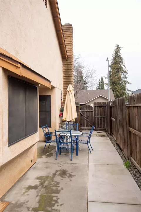 2528 Meadow Oak Dr, Modesto, CA 95355 photo 28