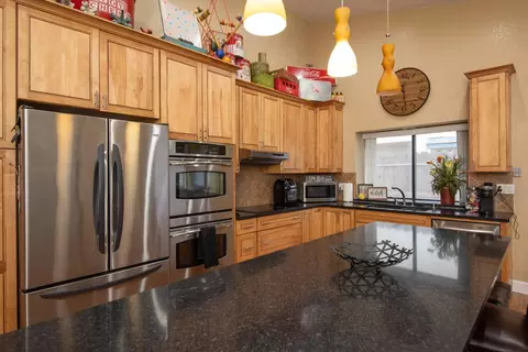 2528 Meadow Oak Dr, Modesto, CA 95355 photo 14