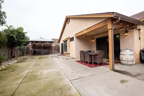 2528 Meadow Oak Dr, Modesto, CA 95355 photo 30