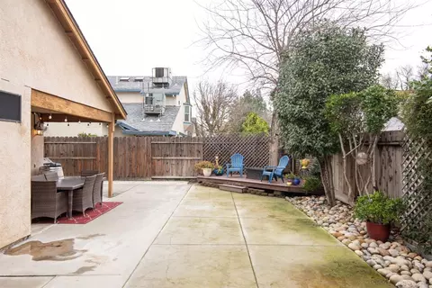 2528 Meadow Oak Dr, Modesto, CA 95355 photo 34